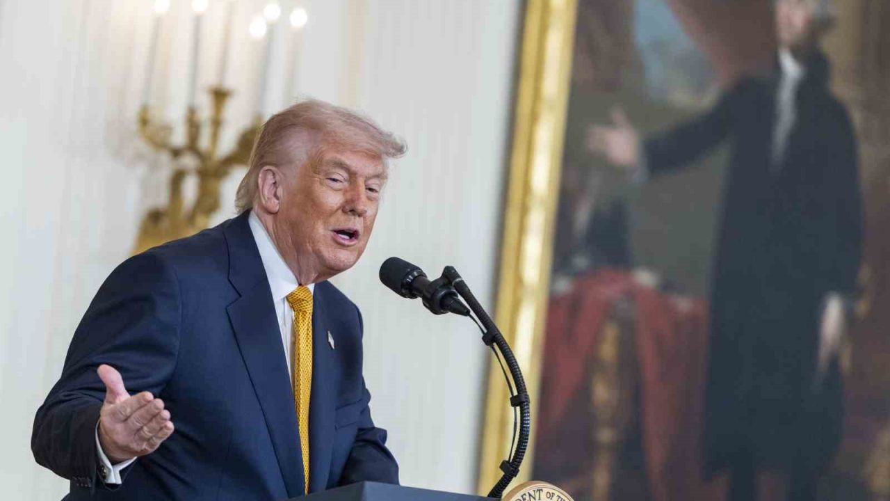 Trump: "(Leyen ile görüşme) İran’ın milyonları öldürebilecek bir bombayı kontrol edemeyeceği konusunda hemfikirdik"