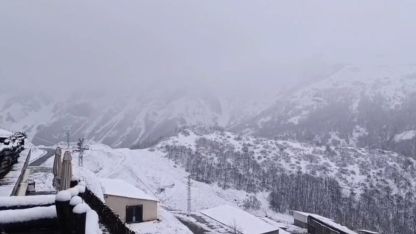 Tunceli’ye bahar ortasında kar sürprizi