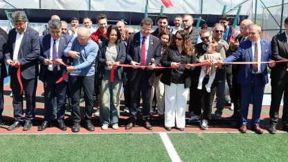 Türkiye’de bir ilk olan spor park alanı Çekmeköy’de açıldı