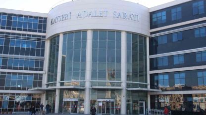 Uyuşturucu ticaretine 15 yıl 7 ay hapis cezası