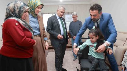 Vali Çelik, minik Sümeyye’nin rüyasını gerçekleştirdi