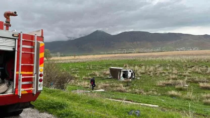 Van’ın Gevaş ilçesinde trafik kazası: 2 yaralı