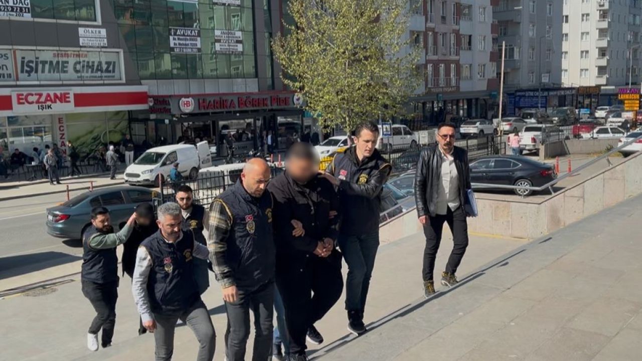 Yaşlı kadınları milyonluk vurgunla dolandırmışlar