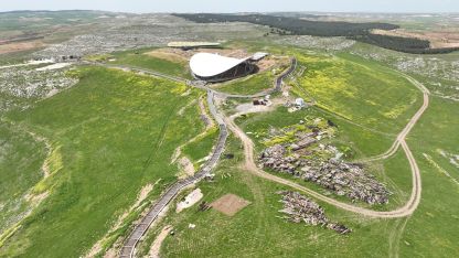 Yeşile bürünen Göbeklitepe havadan görüntülendi